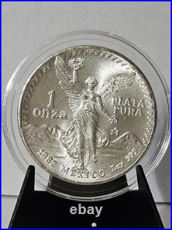 1982 MEXICO 1oz SILVER FIRST YEAR LIBERTAD BRILLIANT UNCIRCULATED QUALITY