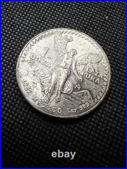 1982 Mexican Silver Libertad 1 oz Mexico 1 onza Plata Pura Coin As Shown. Nice