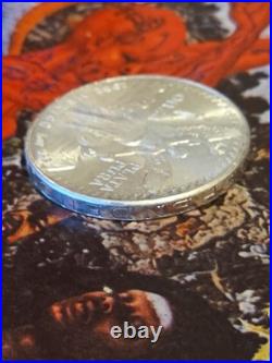1982 Mexico 1 Onza Plata Pura Silver Libertad Coin Winged Victory 1oz. 999