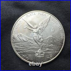 2010 Mexico 1 Onza Silver. 999 Libertad Coin