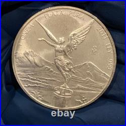 2011 1 Oz. 999 Fine Silver Coin Una Oz Libertad Plata Pura. 999