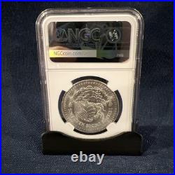 Mexico 1983 Mo, 1 Onza Silver. NGC Certified MS 65 / 1 Troy Oz. 999 With Bag Frag