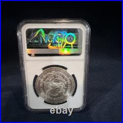 Mexico 1984 Mo, 1 Onza Silver. NGC Certified MS 65 / 1 Troy Oz. 999 With Bag Frag