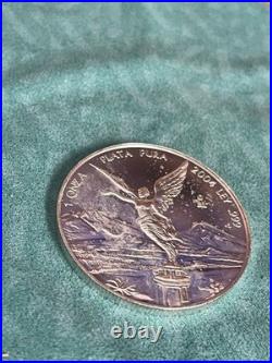 Mexico Liberty 2004, 1 Oz. 999 Fine Silver Coin, Una Oz Libertad Plata Pura. 999